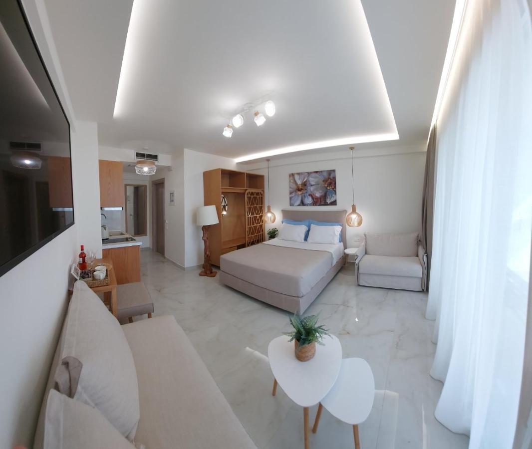 Wide Blue Luxury Suites Neos Marmaras Extérieur photo