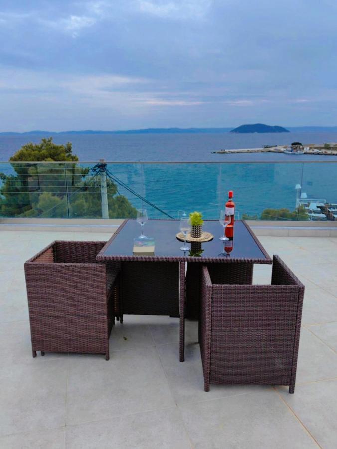 Wide Blue Luxury Suites Neos Marmaras Extérieur photo