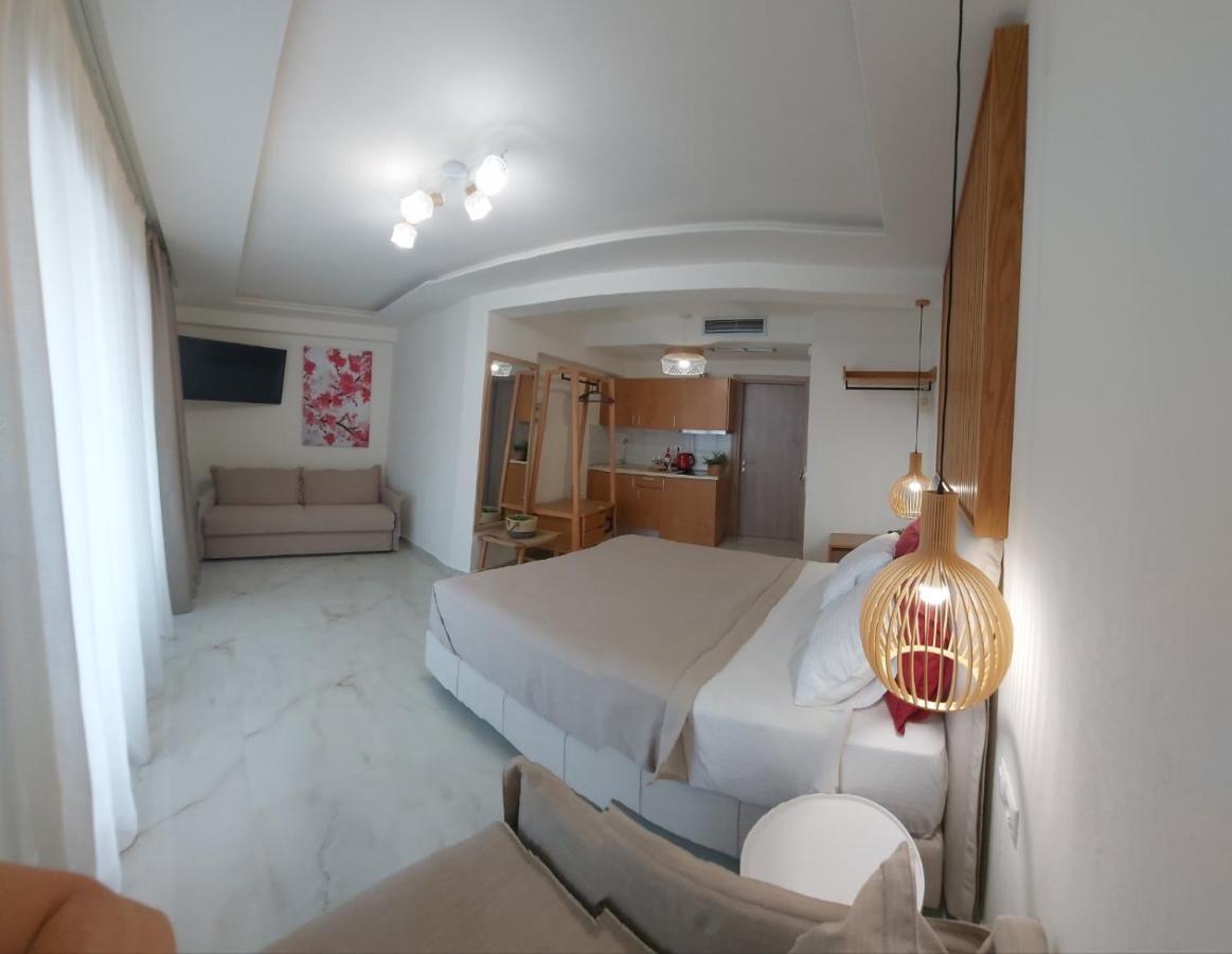 Wide Blue Luxury Suites Neos Marmaras Extérieur photo